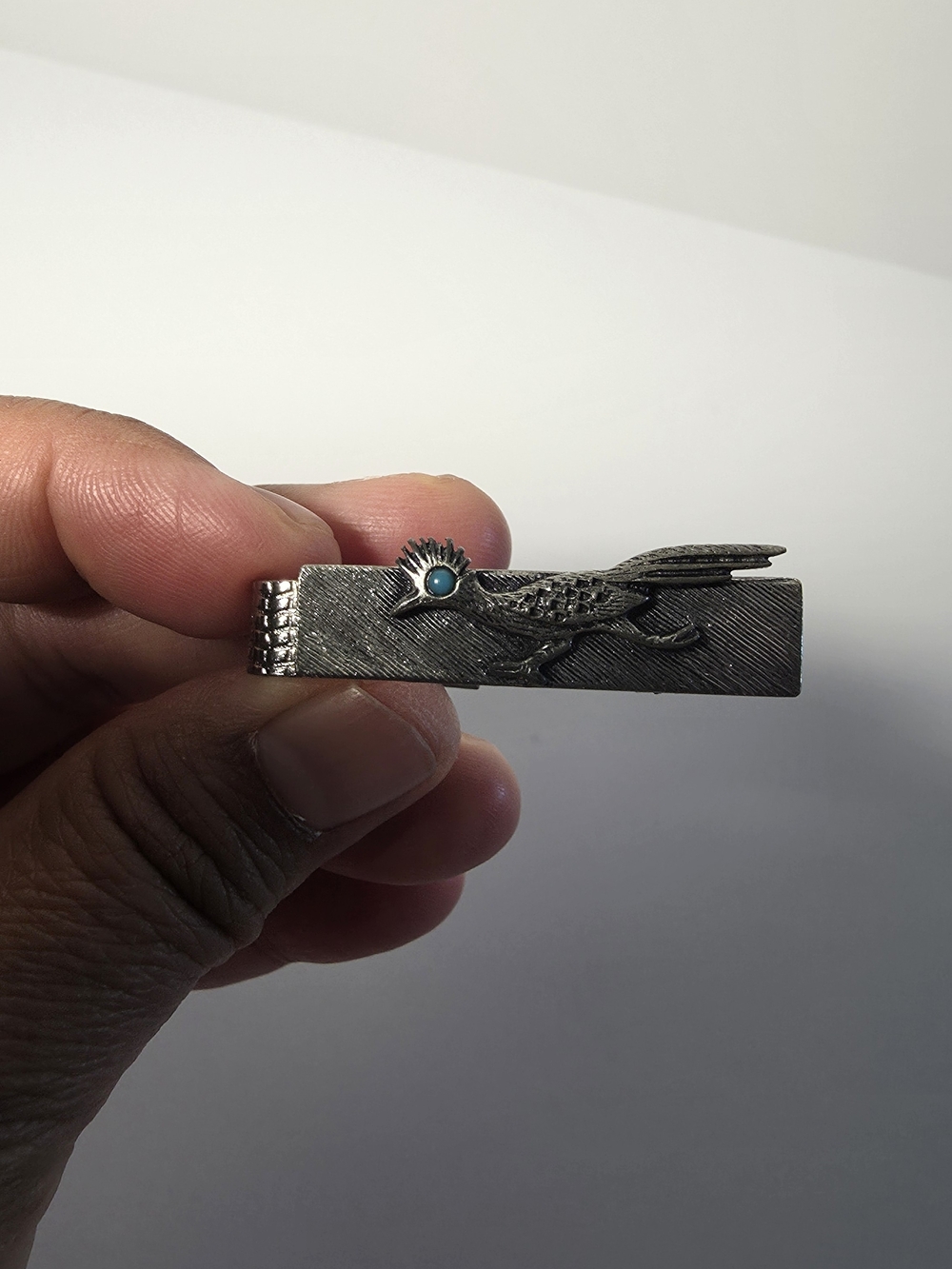 Vtg J. Ritter Roadrunner Tie Clip Bird Tyrquoise Colored Eye MCM